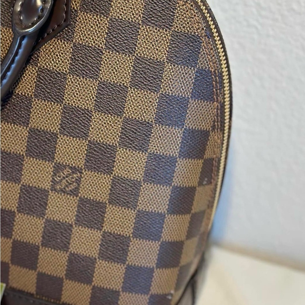 Time For A Change In Bag Style For Me. - image 5